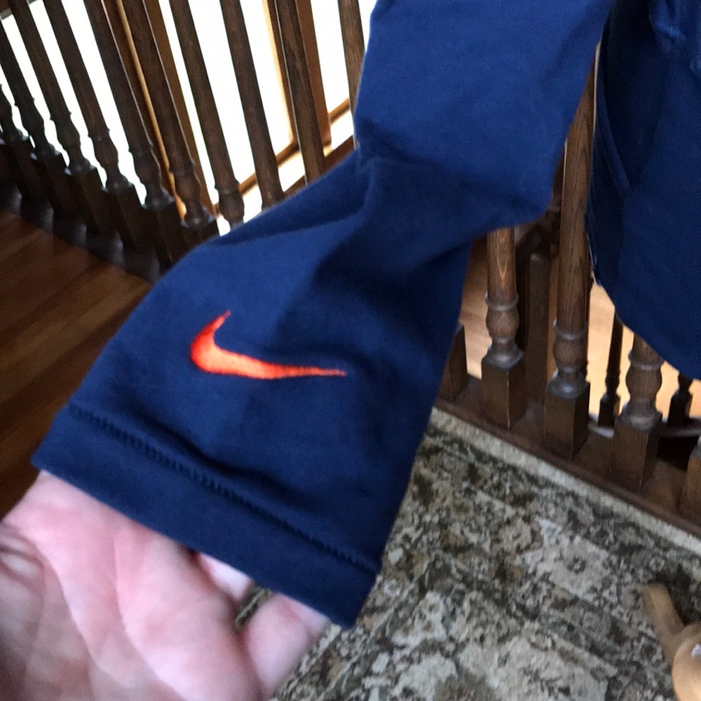 Nike Denver Bronco hoodie - Picture 7 of 8